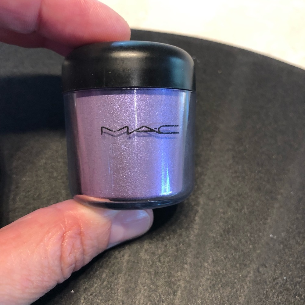 MAC Pigment Powder Eyeshadow
